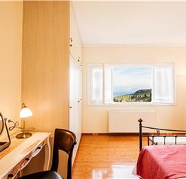 3 bedroom villa with pool & sea & mountain views, Episkepsi, sleeps 7